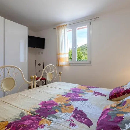 Residenza Collina & Romantic Villa *