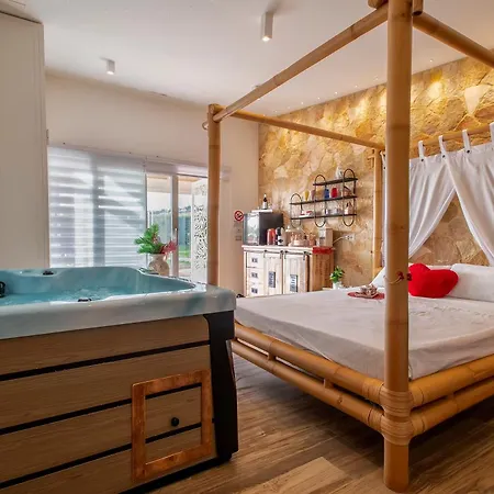Residenza Collina & Romantic פורטו קונטה