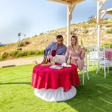 Residenza Collina & Romantic פורטו קונטה